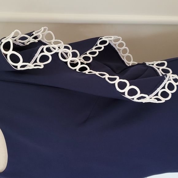 Navy dress. - Picture 2 of 4